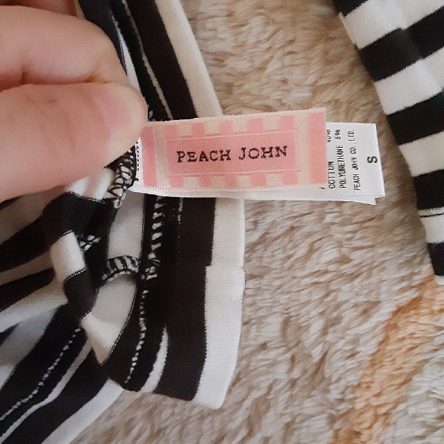 PEACH JOHN(ピーチジョン)のボーダー　ロンT ピーチ・ジョン レディースのトップス(Tシャツ(長袖/七分))の商品写真