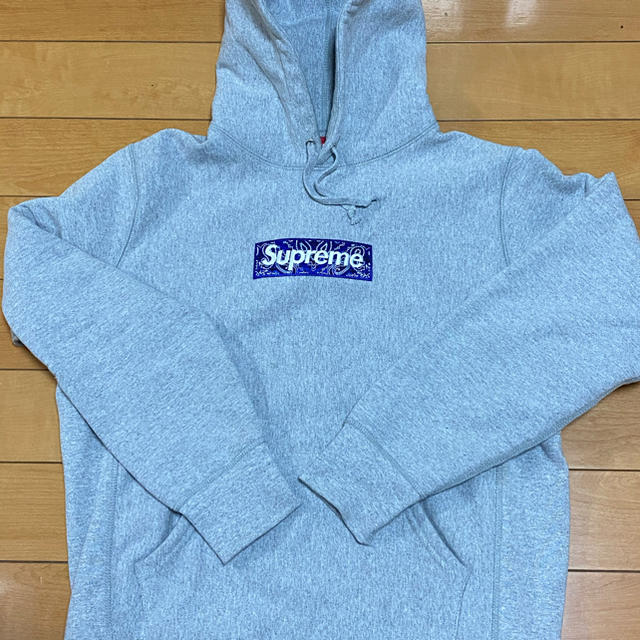 美品supreme box logoパーカー　グレーS