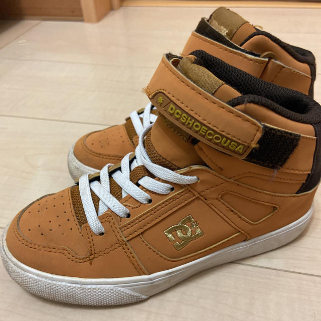 DC SHOES(ディーシーシューズ)のDCスニーカー子供用（19cm） キッズ/ベビー/マタニティのキッズ靴/シューズ(15cm~)(スニーカー)の商品写真