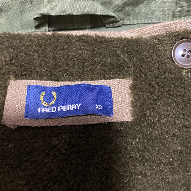 FRED PERRY(フレッドペリー)のフレッドペリー ミニタリージャケットXS レディースのジャケット/アウター(ミリタリージャケット)の商品写真
