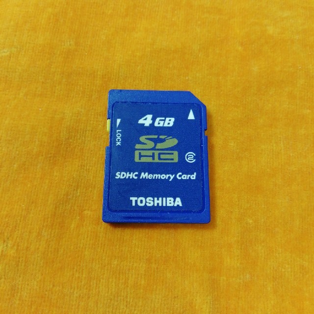 東芝(トウシバ)のSDカード 4GB スマホ/家電/カメラのPC/タブレット(PC周辺機器)の商品写真