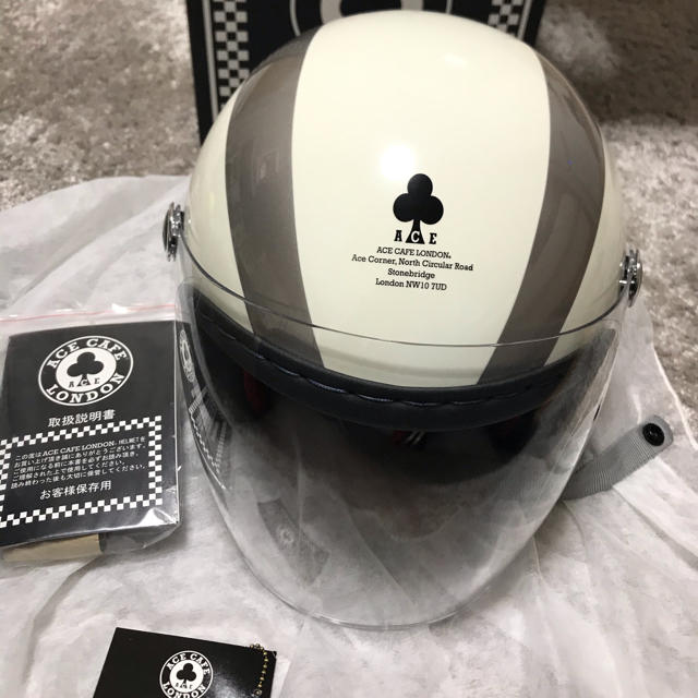 エースカフェロンドン ジェットヘルメットMサイズ 自動車/バイクのバイク(ヘルメット/シールド)の商品写真
