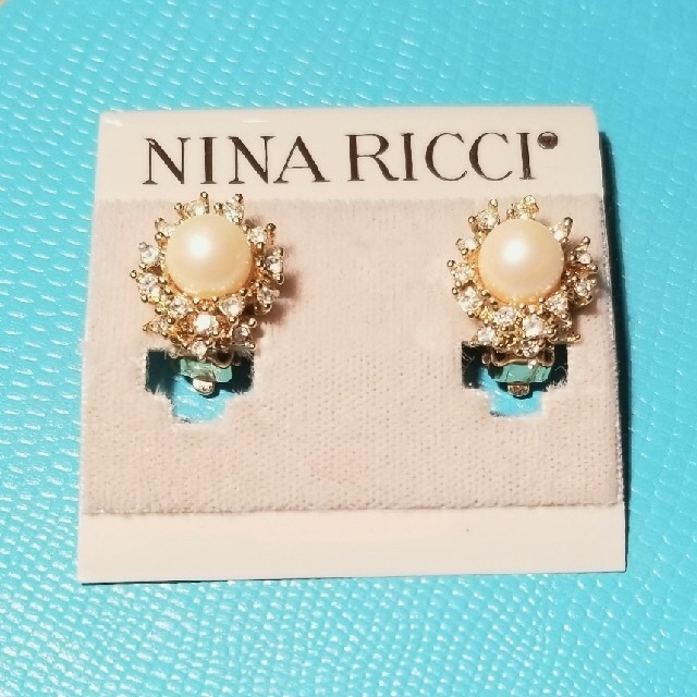 NINA RICCI(ニナリッチ)の【オマケ付き】NINA RICCI パールイヤリング レディースのアクセサリー(イヤリング)の商品写真