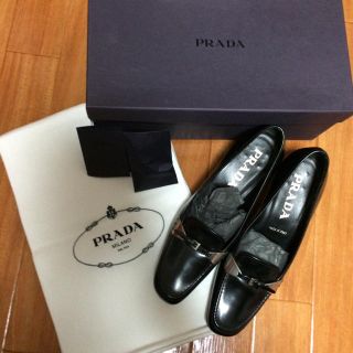 プラダ(PRADA)のプラダ靴(ローファー/革靴)