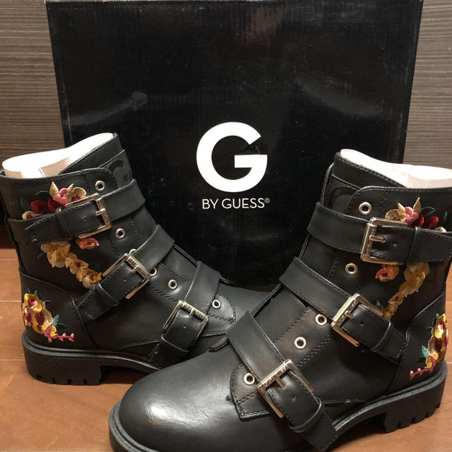 G by Guess ブーツ　23.5cm ブラック　花柄