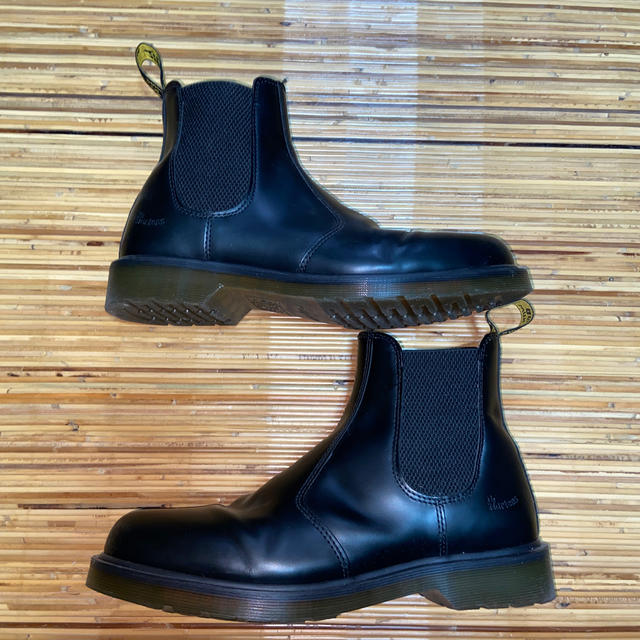 Dr.Martens(ドクターマーチン)のDr.Martens 2976 CHELSEA BOOT BLACK  メンズの靴/シューズ(ブーツ)の商品写真