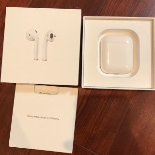 アップル(Apple)のAirPods2(ヘッドフォン/イヤフォン)