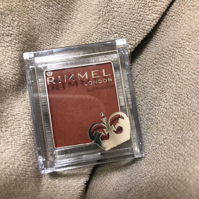 RIMMEL(リンメル)のリンメル　プリズム　パウダーアイカラー　017 コスメ/美容のベースメイク/化粧品(アイシャドウ)の商品写真