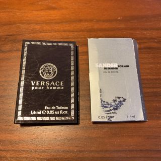 ヴェルサーチ(VERSACE)の新品未使用 香水 オードトワレ ミニサイズ サンプル2種類(ユニセックス)