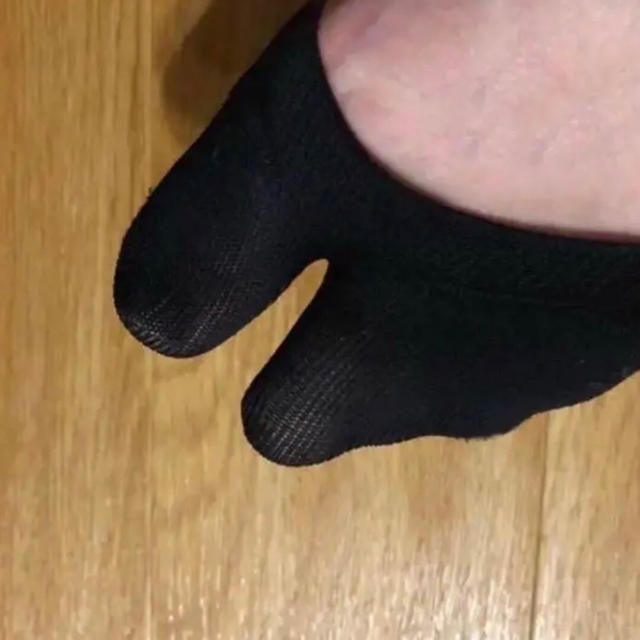 TOMORROWLAND(トゥモローランド)のはみ出さない 二本指 靴下 マルジェラ 足袋 フラット バレエ エアリフト レディースのレッグウェア(ソックス)の商品写真