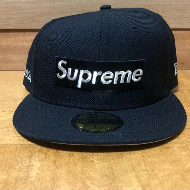 Supreme $1M Metallic Box logo New Era