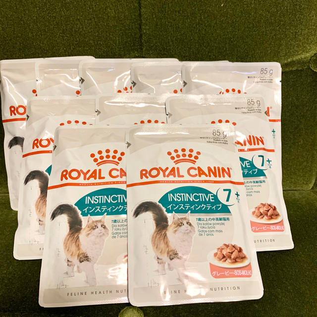 ROYAL CANIN(ロイヤルカナン)の　ロイヤルカナン猫　インスティンクティブ7+ ウェット 10個 その他のペット用品(ペットフード)の商品写真