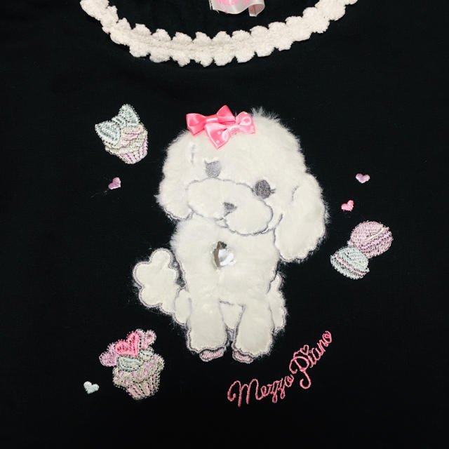 mezzo piano(メゾピアノ)のおまとめ値引き大歓迎 新品 メゾピアノ 140 長袖Tシャツ ブラック キッズ/ベビー/マタニティのキッズ服女の子用(90cm~)(Tシャツ/カットソー)の商品写真