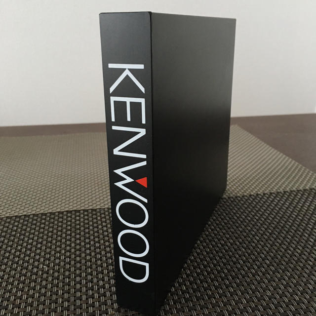 KENWOOD(ケンウッド)のKENWOOD 黒プラケース ケンウッド スマホ/家電/カメラのオーディオ機器(その他)の商品写真