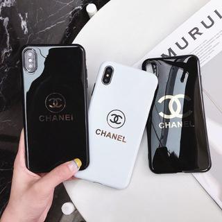 Chanel 送料300円商品代金後払いchanelシャネル Iphoneケースの通販 ラクマ
