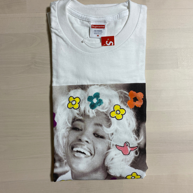 Supreme(シュプリーム)の【M】Supreme Naomi Tee 20SS メンズのトップス(Tシャツ/カットソー(半袖/袖なし))の商品写真