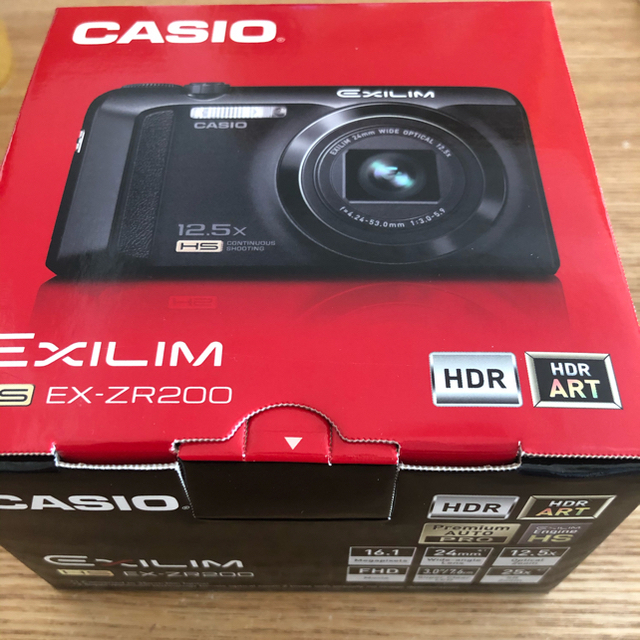 CASIO(カシオ)のCASIO EXILM EX-ZR200ピンク スマホ/家電/カメラのカメラ(コンパクトデジタルカメラ)の商品写真