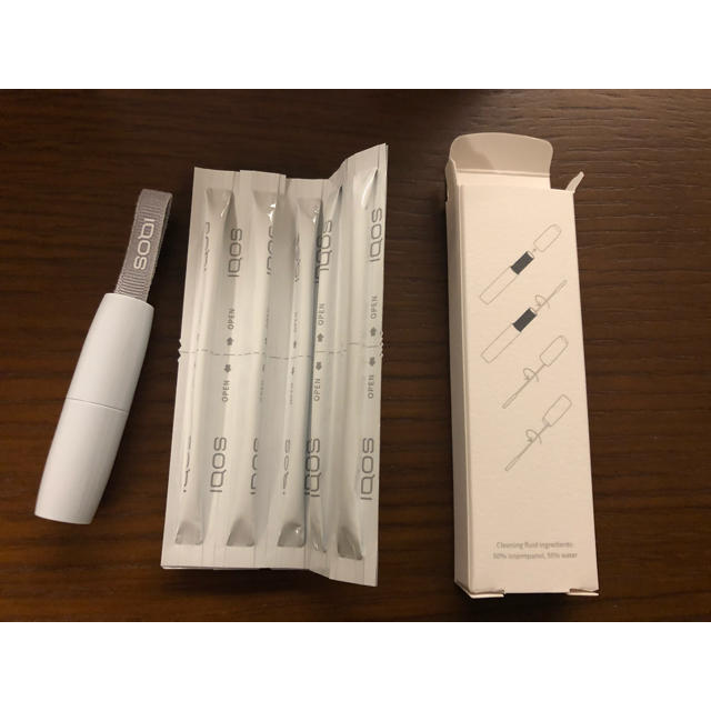 IQOS(アイコス)の海人0812様専用　iQOS3とマルチのクリーニングセット メンズのファッション小物(タバコグッズ)の商品写真