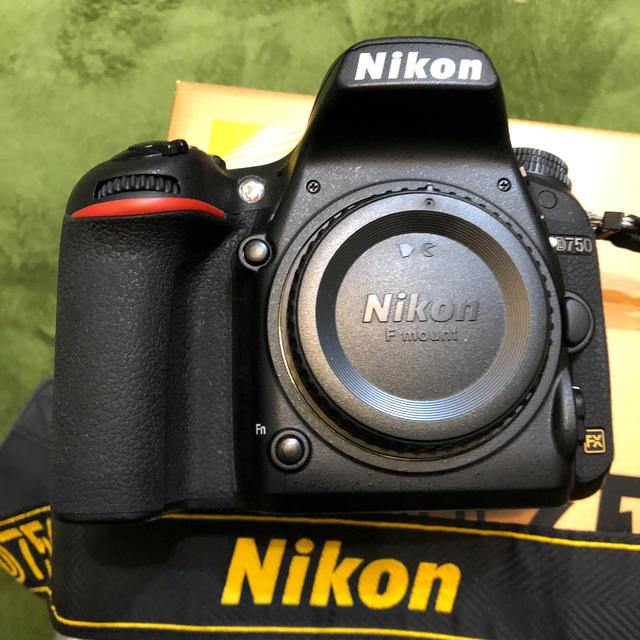 美品 D750本体