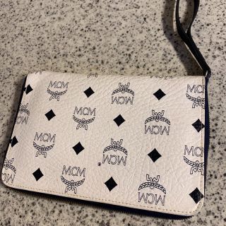 MCM - MCMカードケースの通販 by aya's shop｜エムシーエムなら