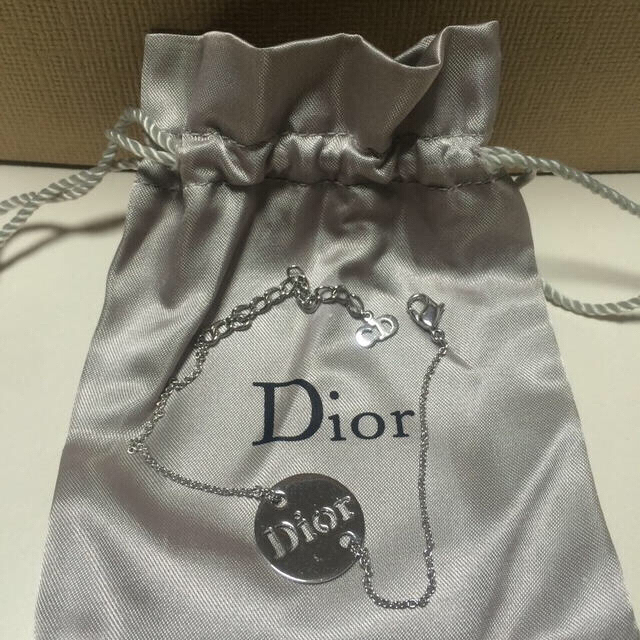 Dior(ディオール)のDior♥︎ブレスレット♥︎ レディースのアクセサリー(ブレスレット/バングル)の商品写真