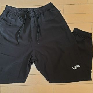 ヴァンズ(VANS)の【新品試着のみ】VANS　ナイロンパンツ　黒　sizeL(その他)