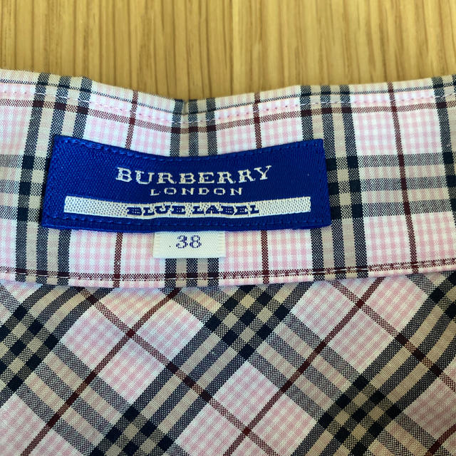 BURBERRY BLUE LABEL(バーバリーブルーレーベル)の美品 BURBERRY BLUE LABEL 38号 シャツ レディース レディースのトップス(シャツ/ブラウス(長袖/七分))の商品写真