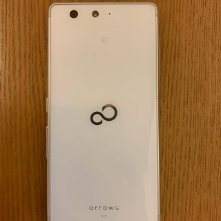 フジツウ(富士通)のSIMフリー　FUJITSU アローズ　arroows  M03 (スマートフォン本体)