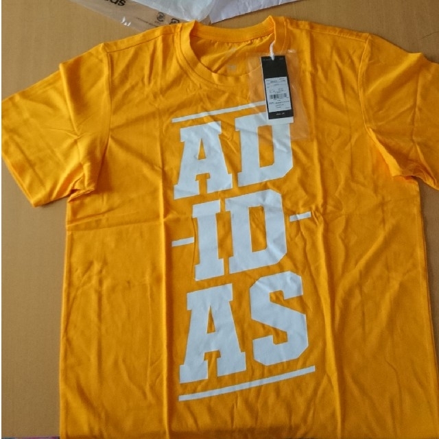 adidas(アディダス)のTシャツ  O メンズのトップス(Tシャツ/カットソー(半袖/袖なし))の商品写真