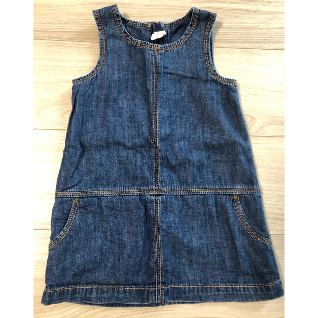 babyGAP(ベビーギャップ)のgap デニムワンピース キッズ/ベビー/マタニティのキッズ服女の子用(90cm~)(ワンピース)の商品写真