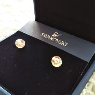 スワロフスキー(SWAROVSKI)のスワロフスキーフライングピアスオーロラドーム(ピアス)