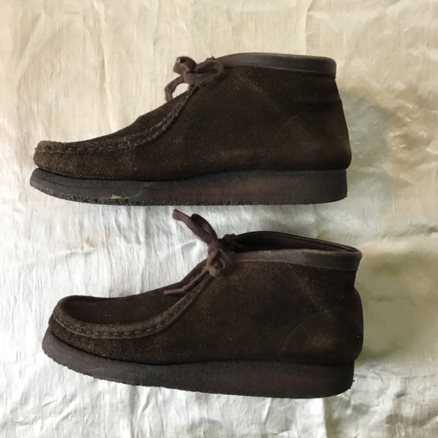 REGAL(リーガル)のリーガル ワラビーブーツ スエード ダークブラウン 26cm REGAL メンズの靴/シューズ(ブーツ)の商品写真