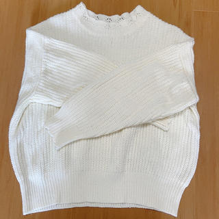 ショコラフィネローブ(chocol raffine robe)の白ニット　値下げ可能(ニット/セーター)
