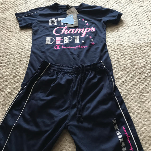 Champion(チャンピオン)のchampion女の子用Tシャツ短パン キッズ/ベビー/マタニティのキッズ服女の子用(90cm~)(その他)の商品写真