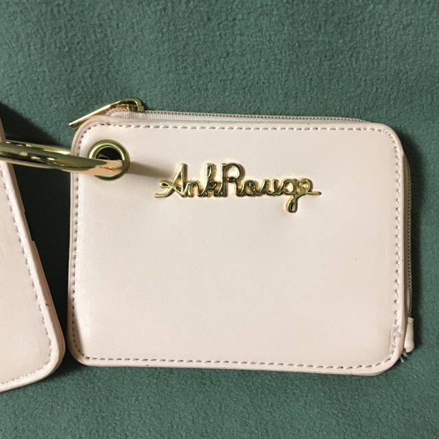Ank Rouge(アンクルージュ)のアンクルージュ　大小ペアポーチ  リボンデザイン レディースのファッション小物(ポーチ)の商品写真