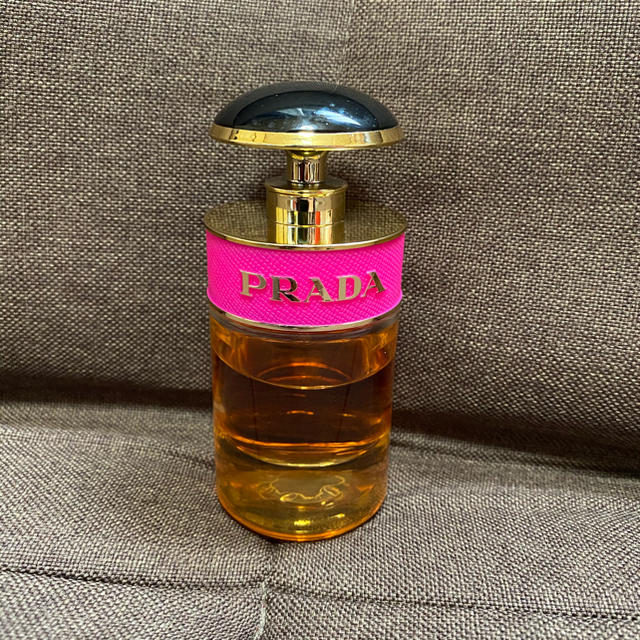 PRADA(プラダ)のPRADA Candyオーデパルファム コスメ/美容の香水(香水(女性用))の商品写真