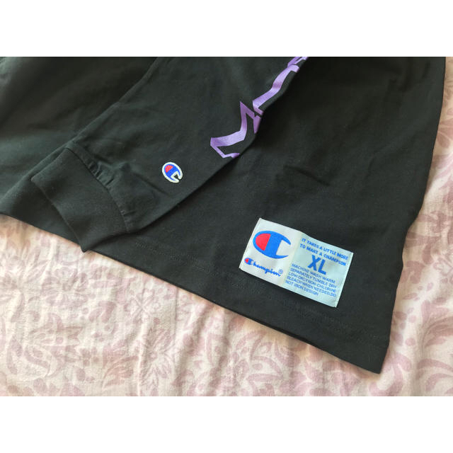 Champion(チャンピオン)の新品　Champion チャンピオン 長袖Tシャツ　ロンT メンズのトップス(Tシャツ/カットソー(七分/長袖))の商品写真