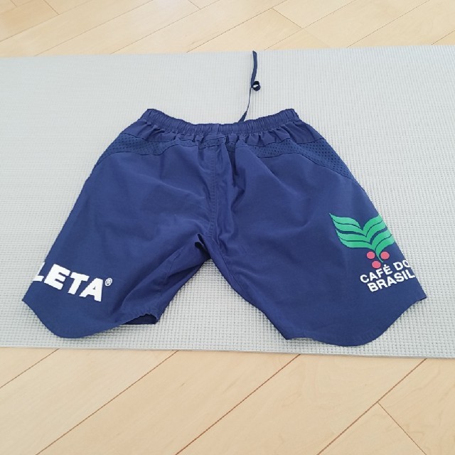 ATHLETA(アスレタ)のATHLETAサイズ140トレーニングウェア スポーツ/アウトドアのサッカー/フットサル(ウェア)の商品写真