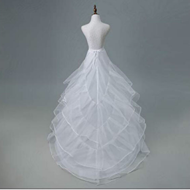 新品　ウエディング用　ロングトレーン用パニエ   レディースのフォーマル/ドレス(ウェディングドレス)の商品写真
