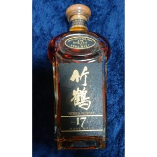 ニッカウイスキー(ニッカウヰスキー)の送料込★未開封・未開栓★ NIKKA ニッカ 竹鶴17年 700ml 旧角瓶 (ウイスキー)