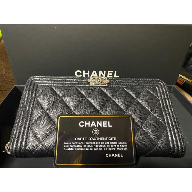 ファッション小物CHANEL ボーイシャネル　キャビアスキン長財布