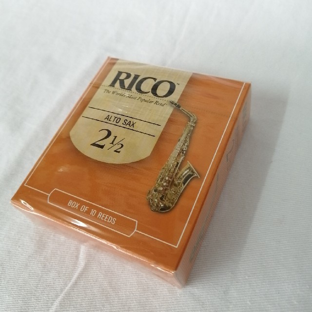 RICO(リコ)の【新品未開封】RICO アルトサックス　リード　2  1/2 楽器の管楽器(サックス)の商品写真