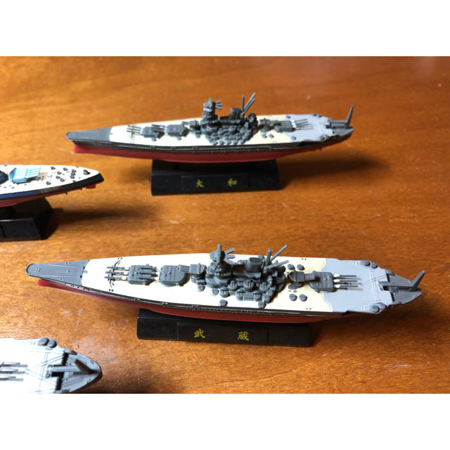 フルタ製菓(フルタセイカ)のFuruta 軍艦コレクション 戦艦4隻 エンタメ/ホビーのおもちゃ/ぬいぐるみ(模型/プラモデル)の商品写真