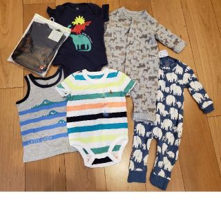 ベビーギャップ(babyGAP)の男の子用ベビー服７点セット(カバーオール)