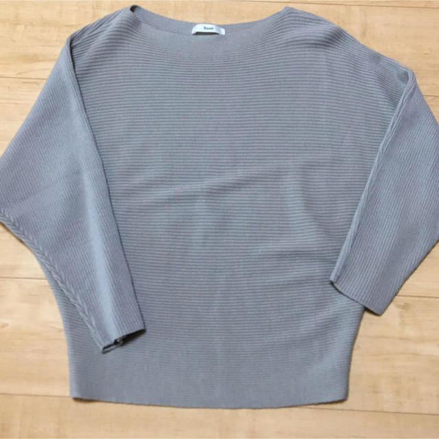 Rene ニットセーター 36 - tng.ru