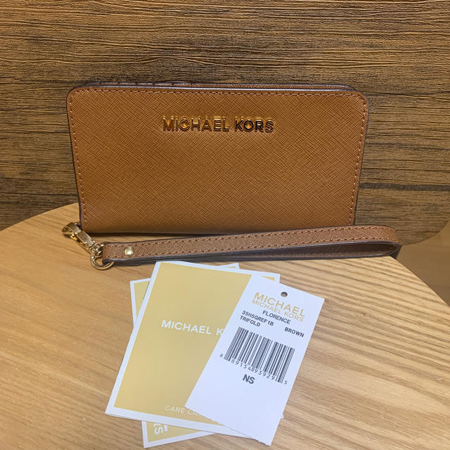 マイケルコース　MICHAEL KORS スマホ　ウォレット／リスレット