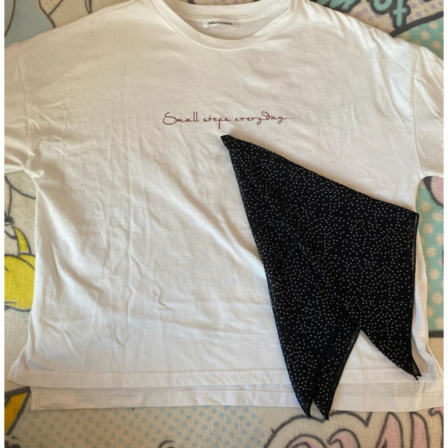 natural couture(ナチュラルクチュール)のナチュラルクチュール スカーフ付 Tシャツ レディースのトップス(Tシャツ(半袖/袖なし))の商品写真