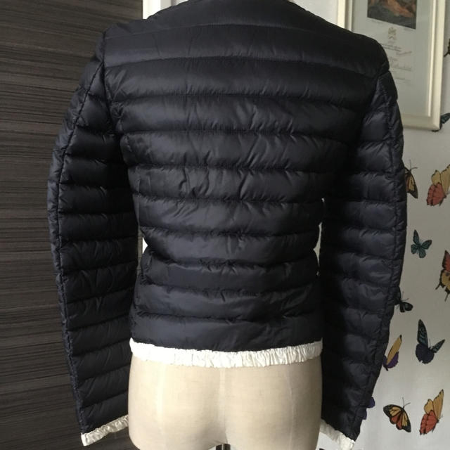 MONCLER(モンクレール)のモンクレール　シルクライトダウン　00サイズ メンズのジャケット/アウター(ダウンジャケット)の商品写真