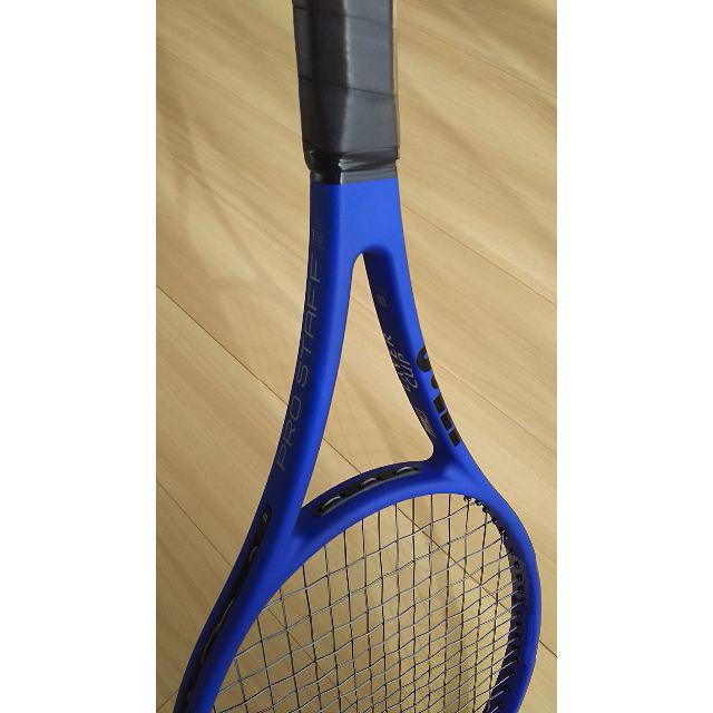 wilson(ウィルソン)のPRO STAFF LAVER CUP 97L BLUE in BLUE スポーツ/アウトドアのテニス(ラケット)の商品写真