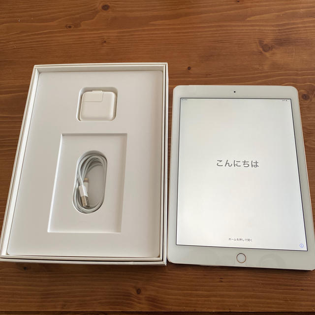 iPad Air2 Wi-Fi Cellular 64GB auモデル